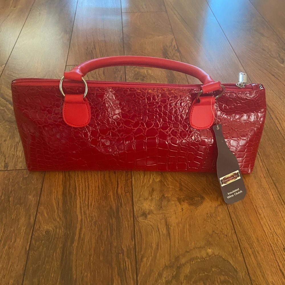 Insulated Wine Clutch 🍷